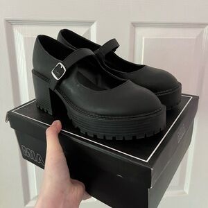 Black Chunky Mary Jane Heels